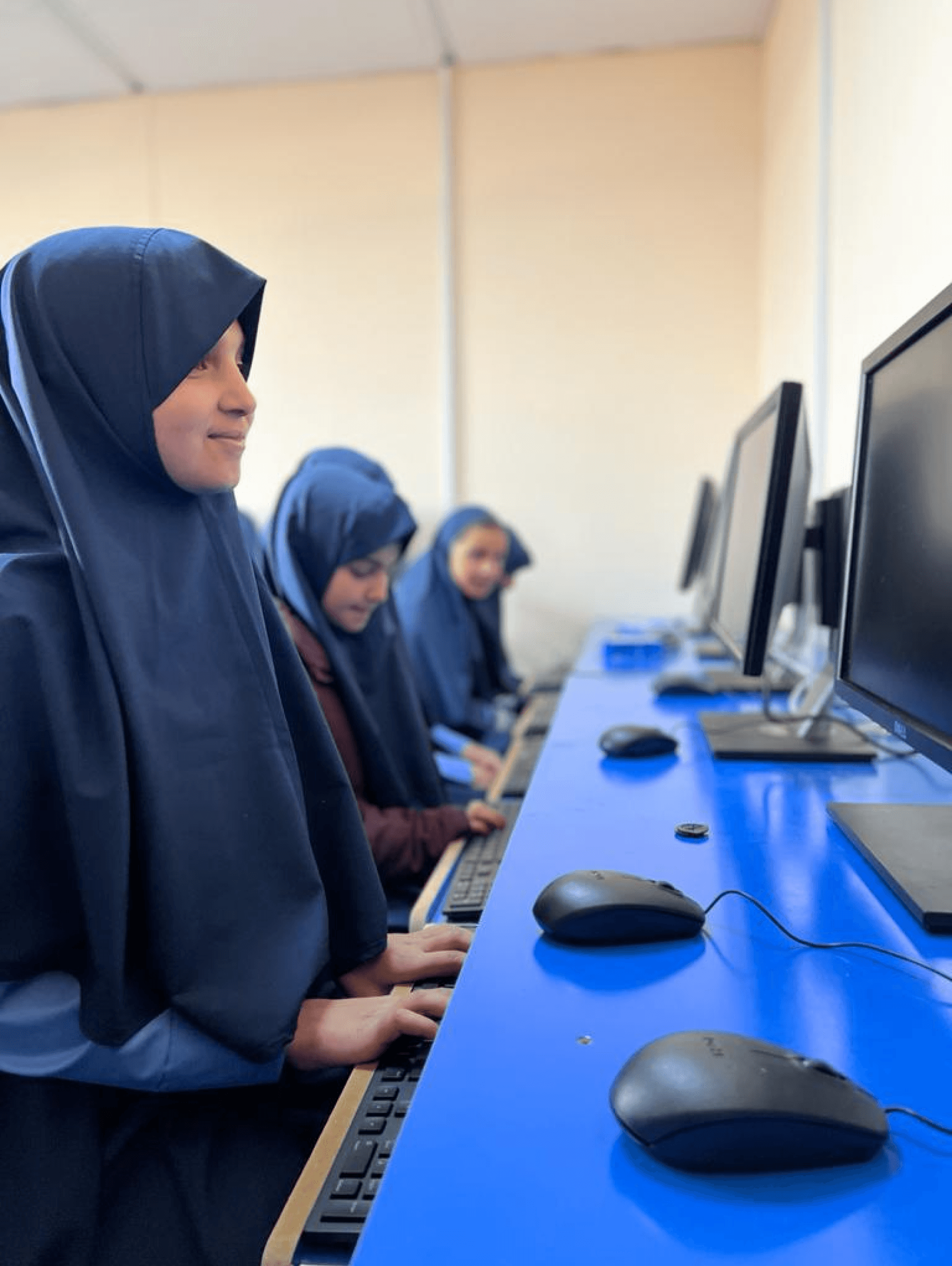 MyOrphanage Girl With Computer